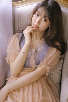 穿越到女儿国